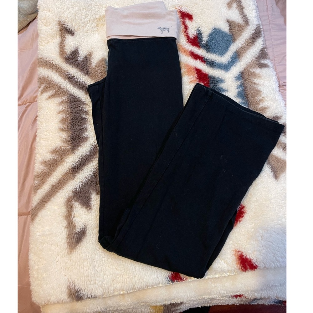 VS Pink Yoga Pants